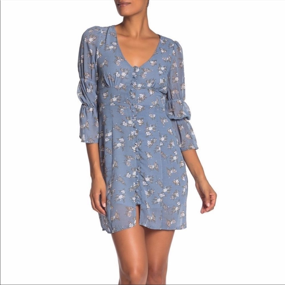 NWT MelloDay Nordstrom V-Neck Button Blue Floral Dress XS
